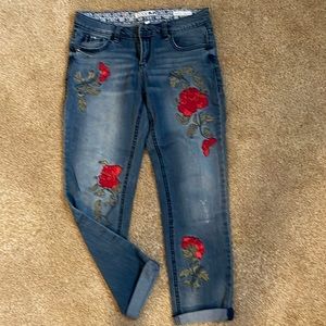 Code Bleu Embroidered Jeans